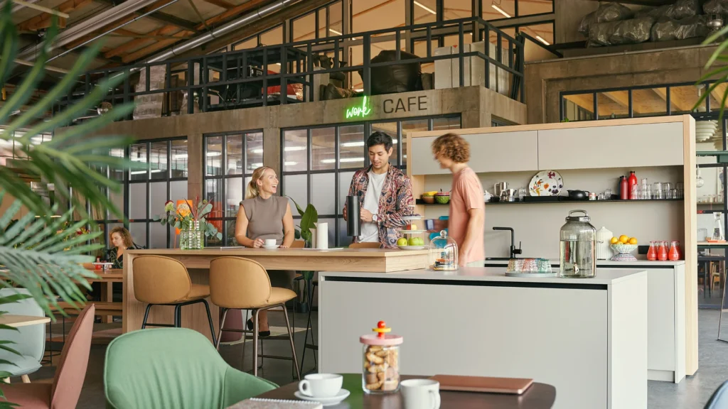 The coworking cafe hybrid